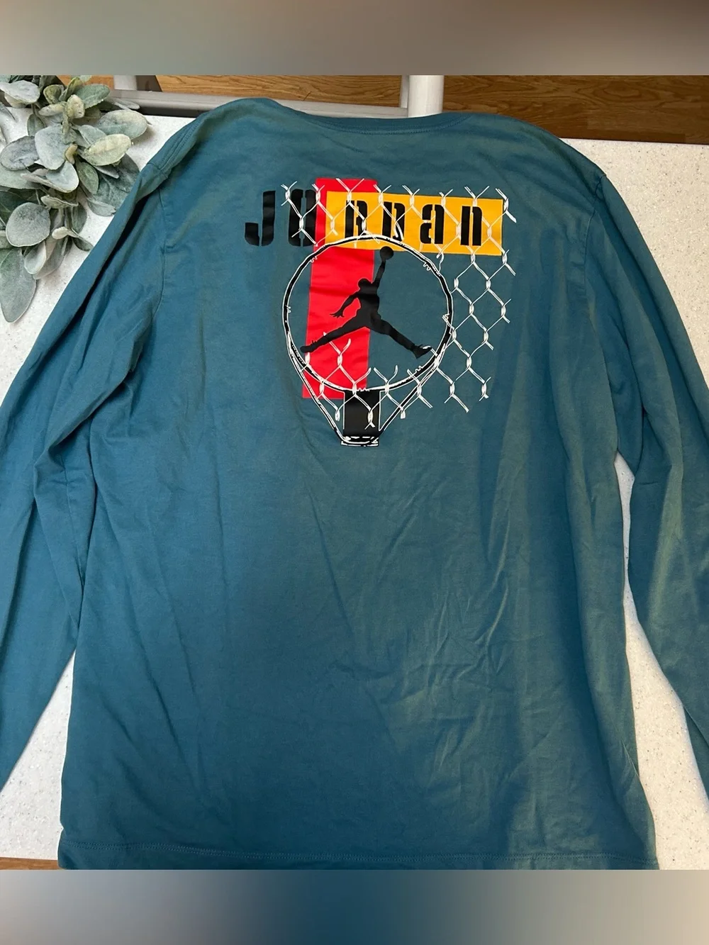 ✨ Jordan Teal Basketball Logo Long Sleeve T Shirt Men’s Large